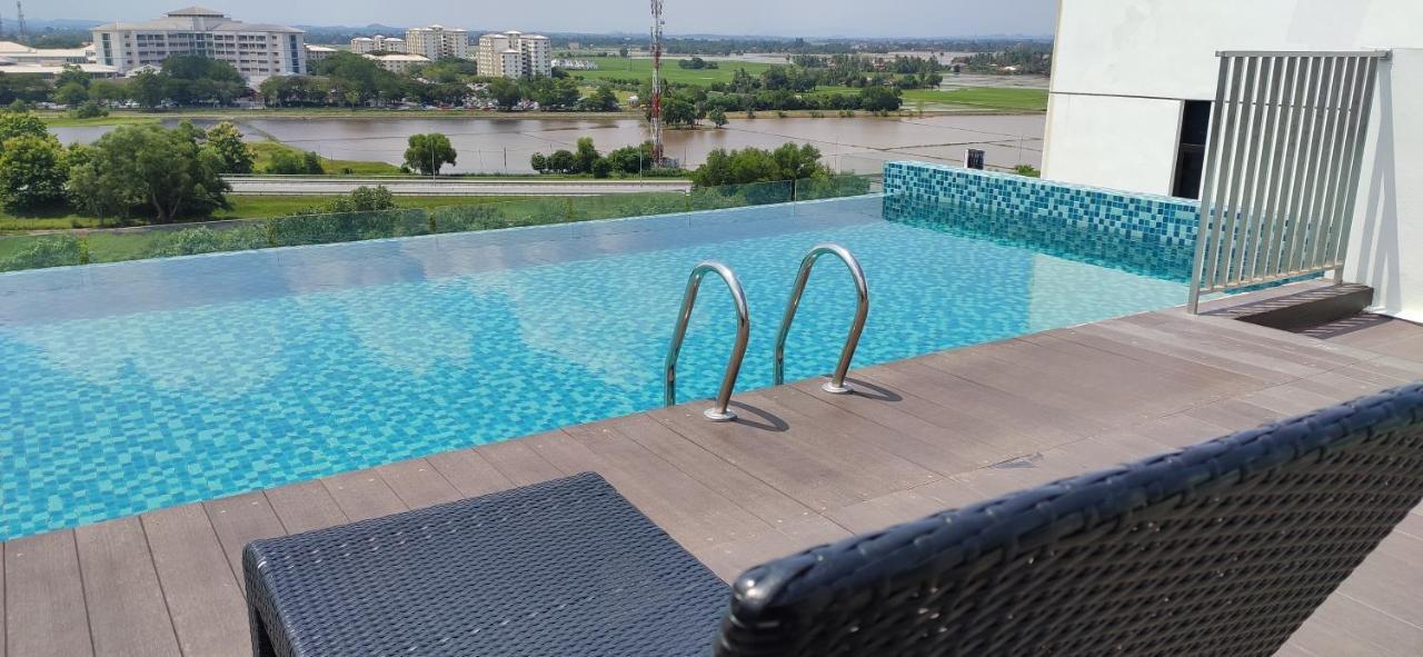 Condo 2-10 Imperio Professional Suite Alor Setar Eksteriør billede